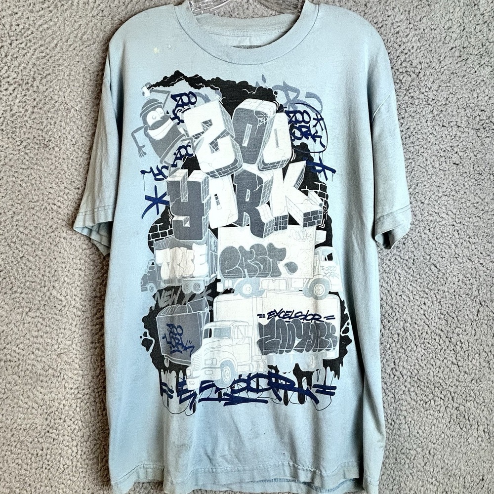 Zoo York Graffiti Subway Train Shirt Size Large Skate NYC Graphic Y2K Hiphop Rap